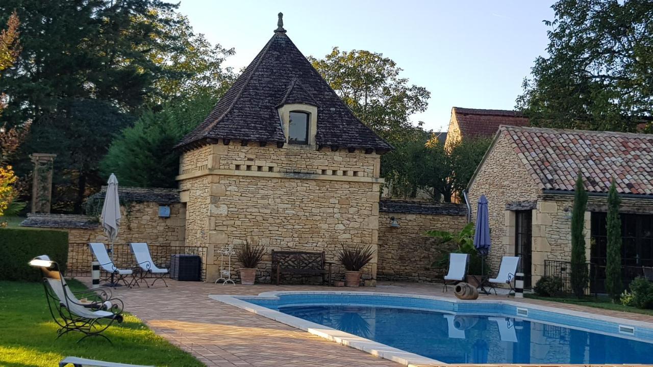 Hotel Les Granges Hautes Saint-Crépin-et-Carlucet Exterior foto